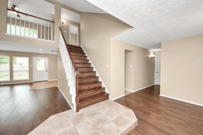 Building Photo - 3834 Carya Cir