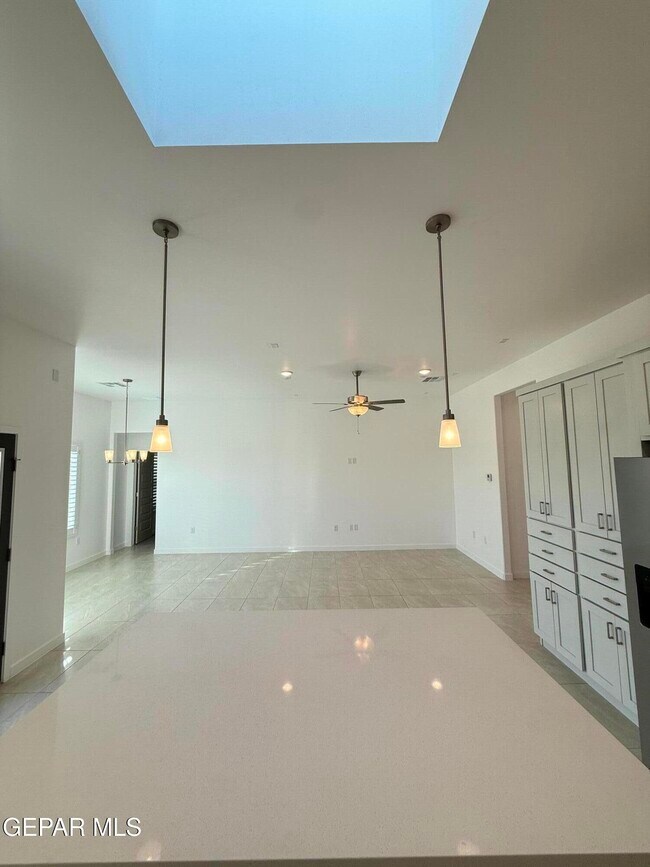 Building Photo - 13912 Garforth Ave