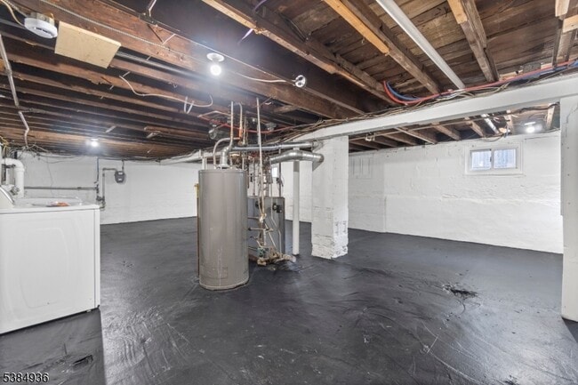 Building Photo - 29 Ligham St