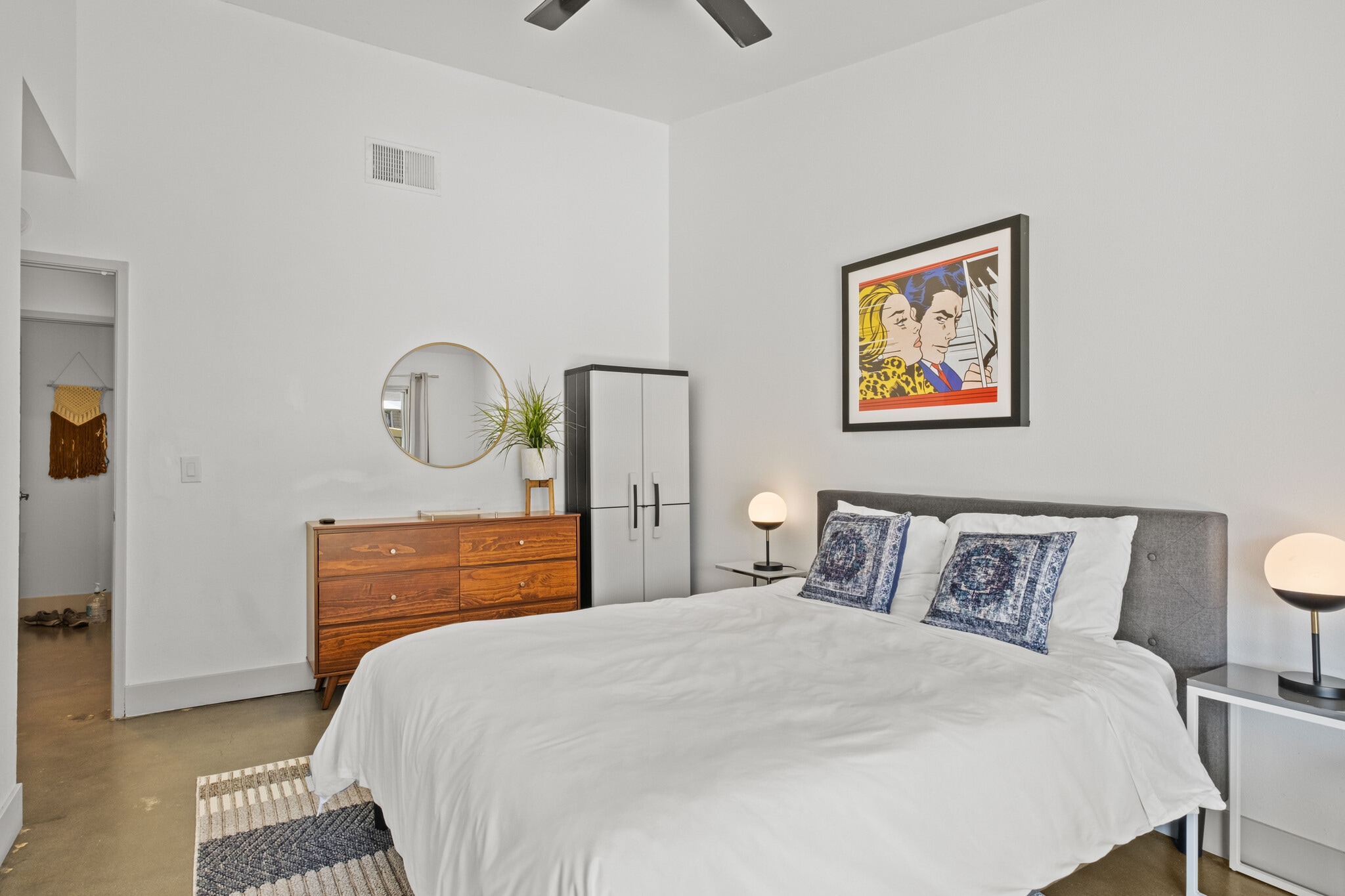 Building Photo - 41500 Maroon Town Dr