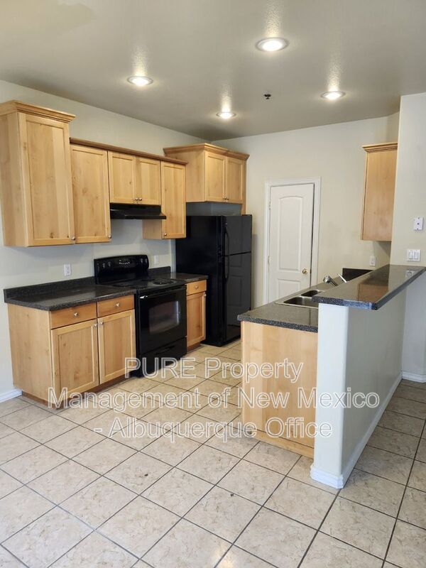 Building Photo - 3004 Calla Lilly Ln