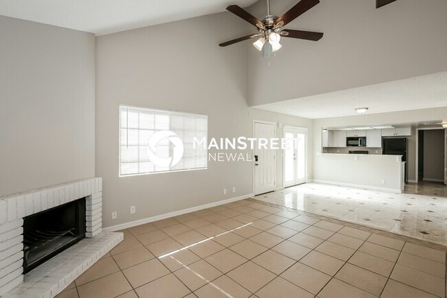 Building Photo - 3 Bedroom Pet-Friendly Home in LAS VEGAS, NV with Main Street Renewal