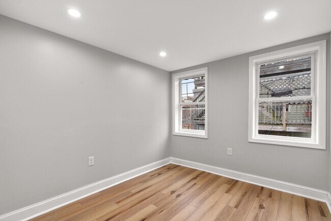 Building Photo - 226 N Collington Ave