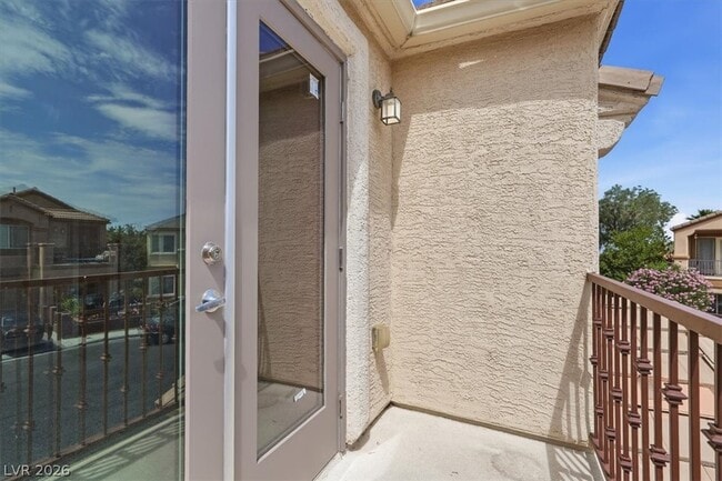 Building Photo - 10404 Dark Sands Ave