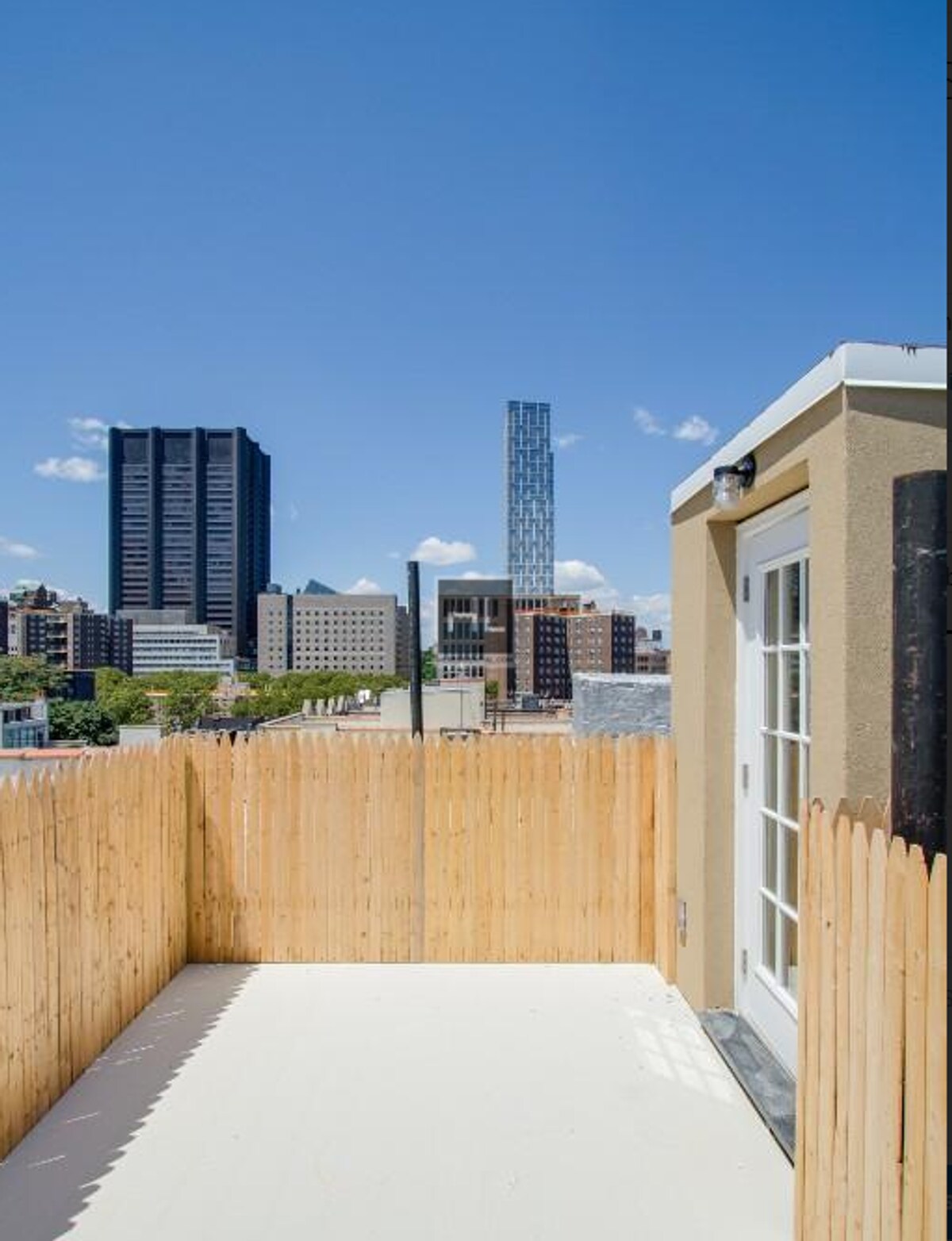 Building Photo - Renovated Lower East Side 1-Bedroom with M...