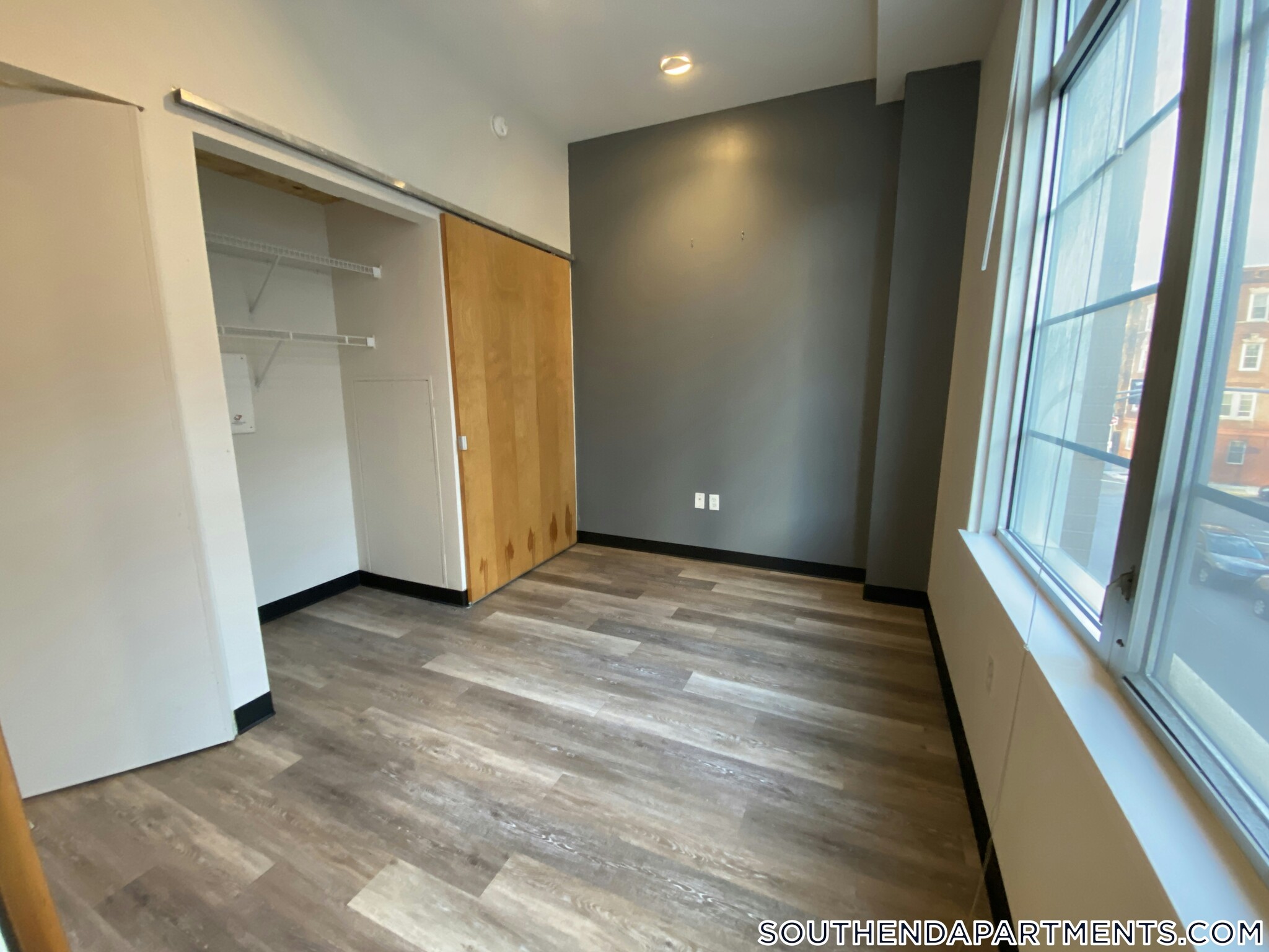 Building Photo - 160 E Berkeley St