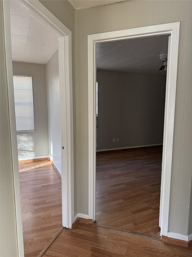 Building Photo - 705 Smokey River Bend