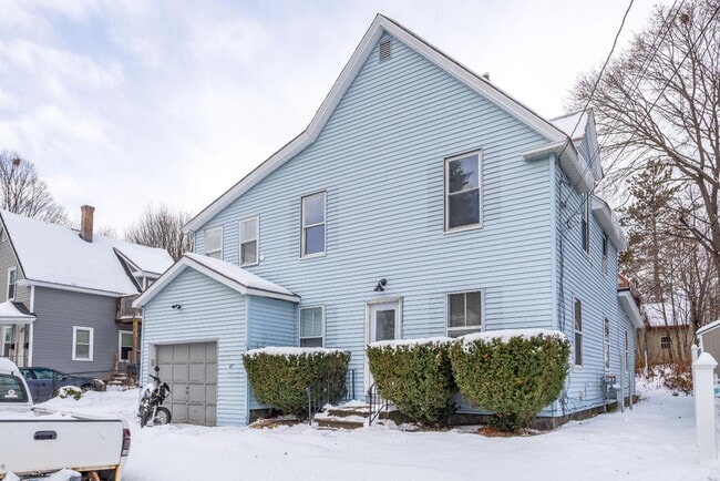 Building Photo - 47 Hartford St