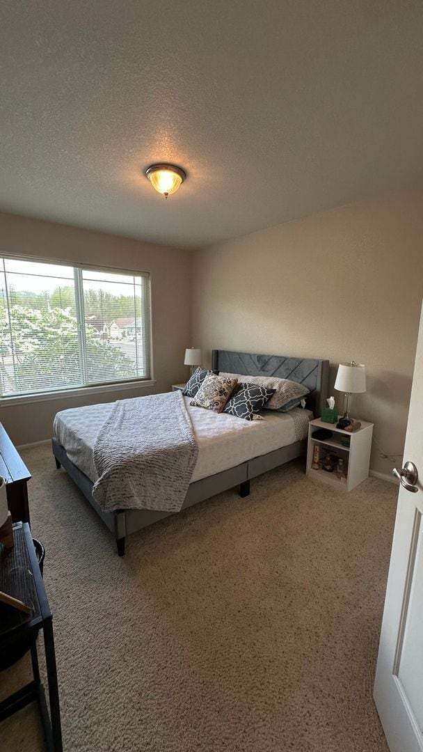 Building Photo - Great 3 Bedroom 2 Bath House!