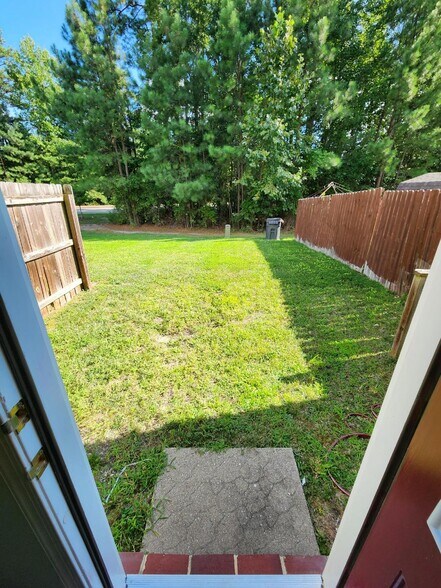 Yard - 4205 Riding Place Rd