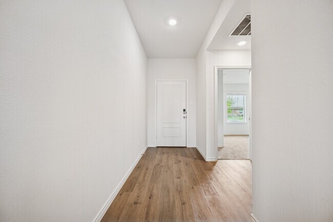 Building Photo - 1413 Colonial Bluff Ln