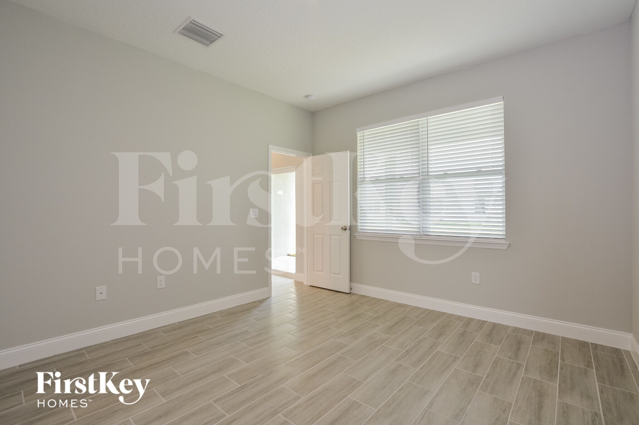 Building Photo - 308 Camellia Ct