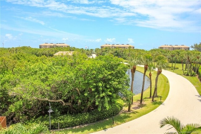 Building Photo - 4720 NE Sandpebble Trce