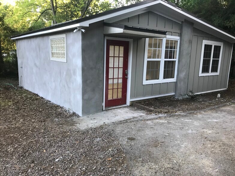 Remodel in process - 1672 B. South Milledge Avenue