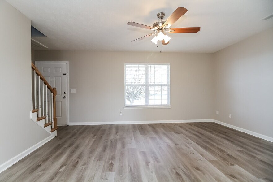 Building Photo - 1016 Anna Gannon Dr