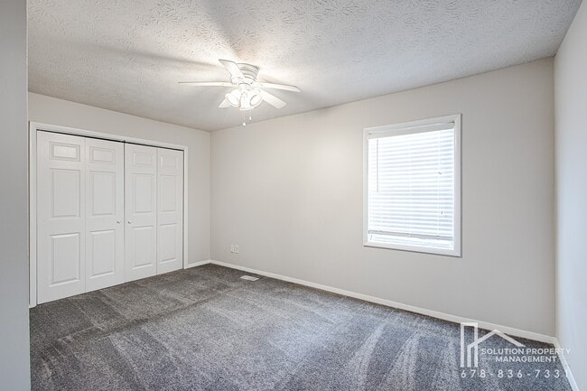 Building Photo - 5740 Old Gordon Rd