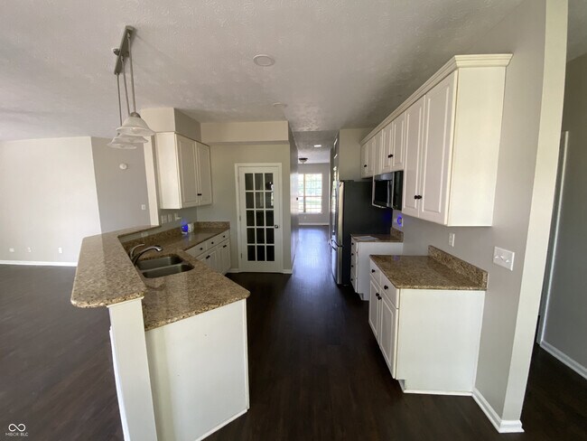 Building Photo - 10578 Prairie Fox Dr