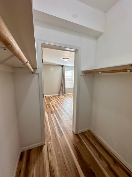 Walk in closet - 518 N 5th St
