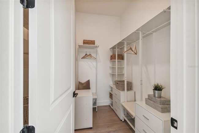 Building Photo - 4717 W Oklahoma Ave