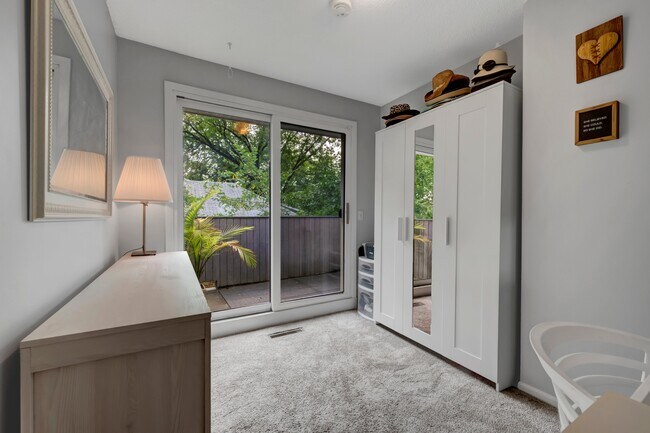 Building Photo - 4216 Brookside Ave
