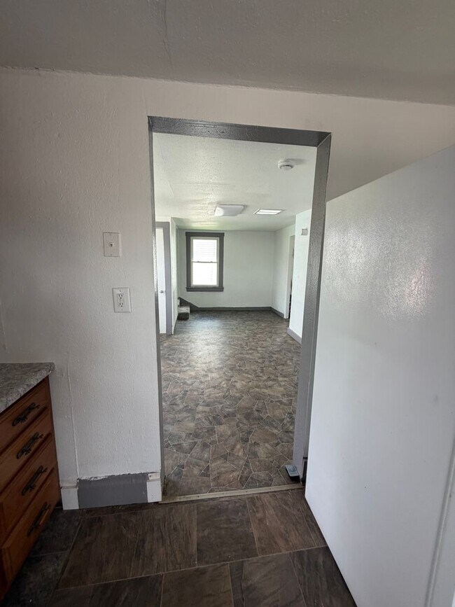 Building Photo - Quaint one bedroom Home!