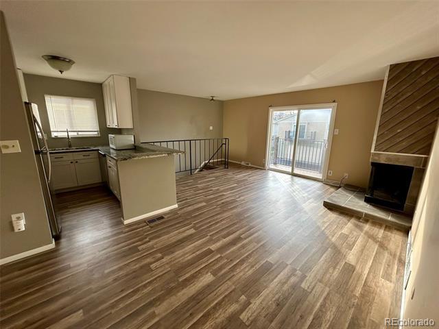 Building Photo - 1225 S Oneida St