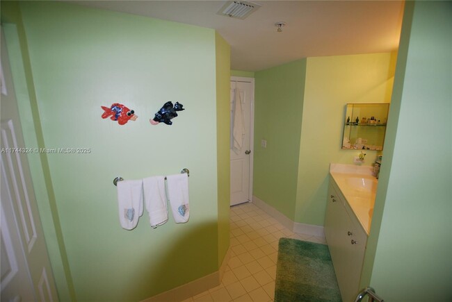 Building Photo - 4411 Tuscany Way