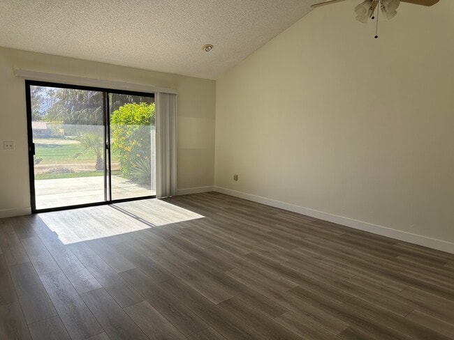 Building Photo - 40461 Bay Hill Way