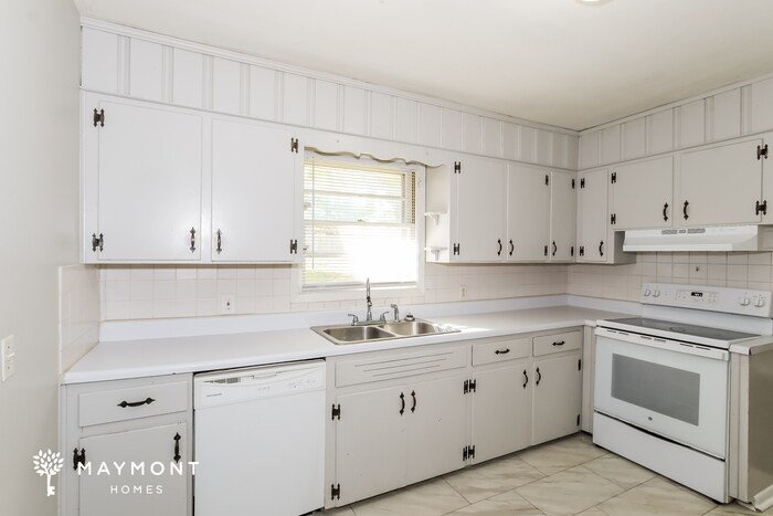 Building Photo - 3411 Mura Dr