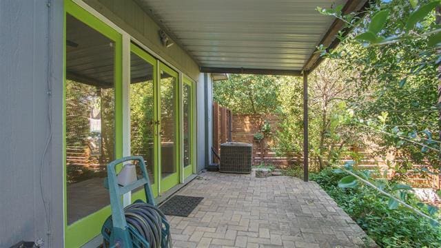 Building Photo - 2059 Dorothy Ln