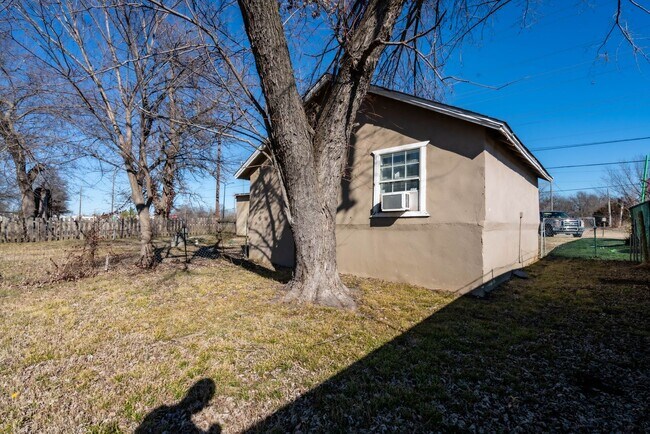 Building Photo - 4400 N Peoria Ave
