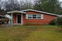 Building Photo - 2102 Yarbrough St