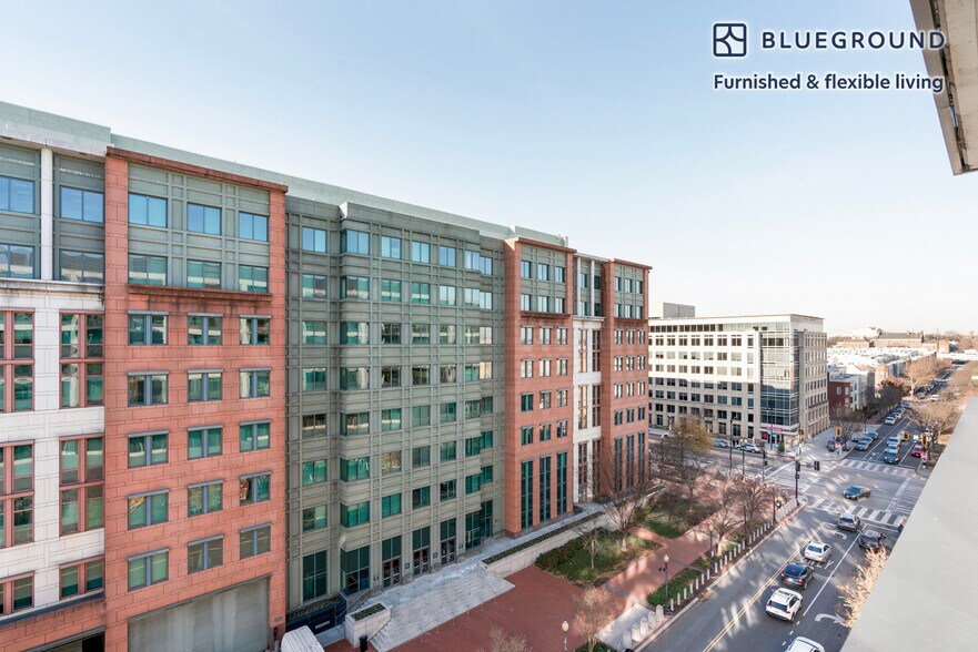 Building Photo - 1212 4th St SE