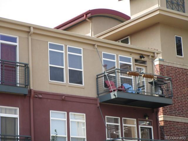 Building Photo - 10176 Park Meadows Dr
