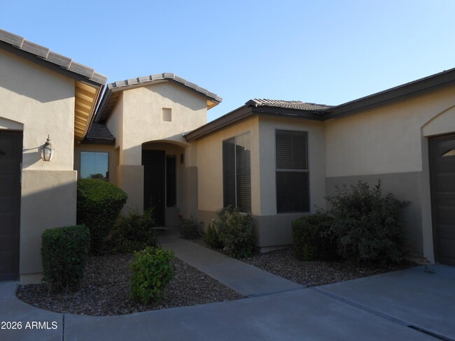 Building Photo - 3077 E Blue Ridge Pl