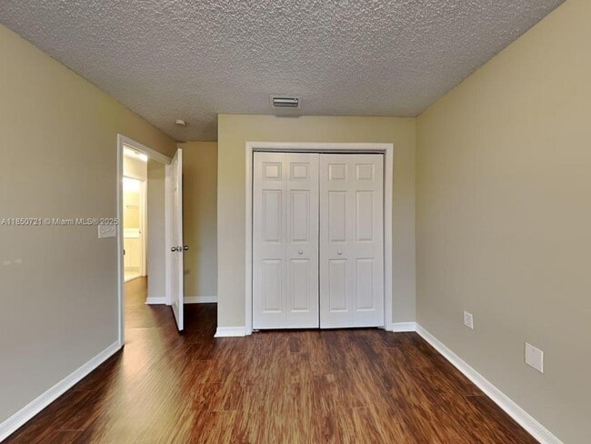 Building Photo - 7780 Highlands Cir