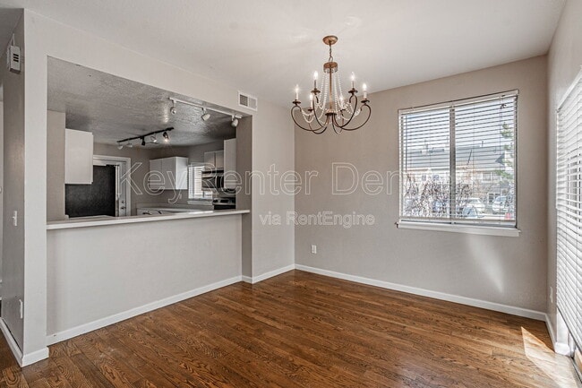 Building Photo - 1099 S Walden Way