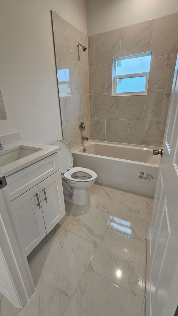 Building Photo - ASK US ABOUT FREE RENT!-Brand New 2 bedroo...
