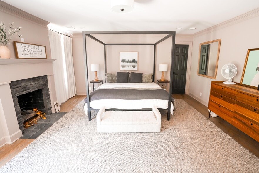 Building Photo - 5360 Hillsboro Pike