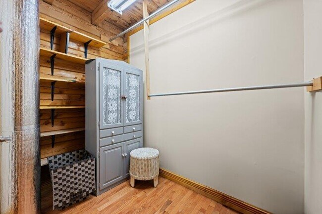 Building Photo - 49 Dandelion Ln