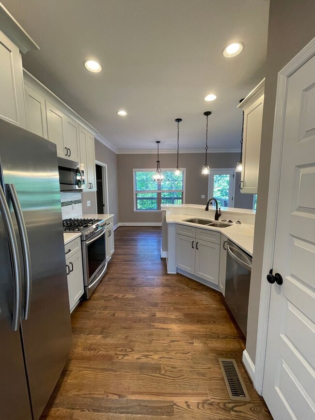 Building Photo - 3 Bedroom 2.5 Bath + Finished Bonus for Rent in Ooltewah