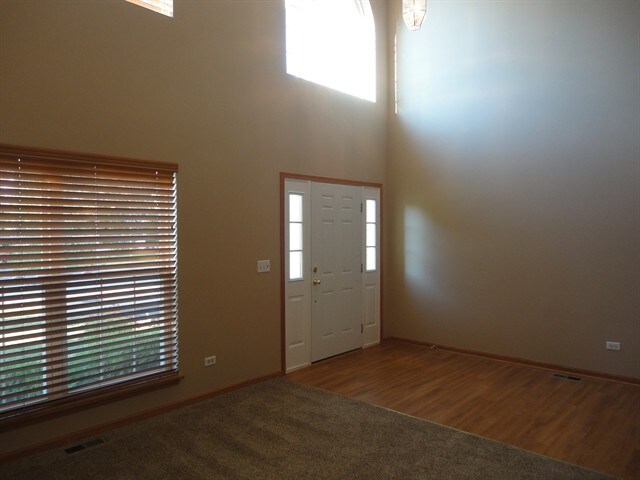 Building Photo - 5607 Sierra Highlands Dr