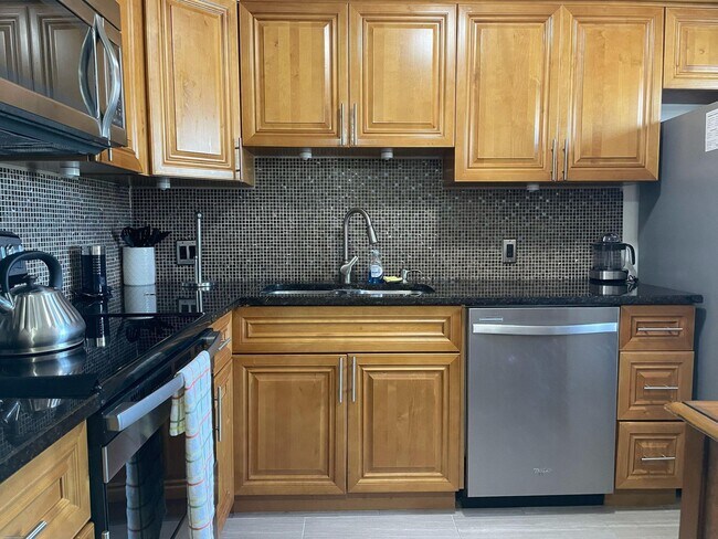 Building Photo - 4539 Luxemburg Ct