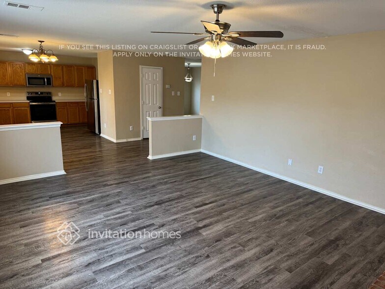 Building Photo - 5108 Raymond Dr