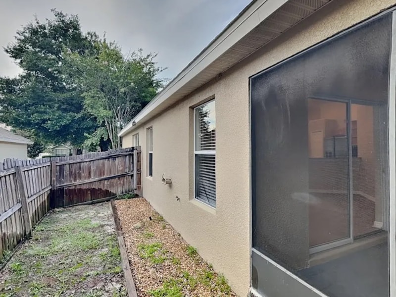 Building Photo - 15223 Lindera Dr