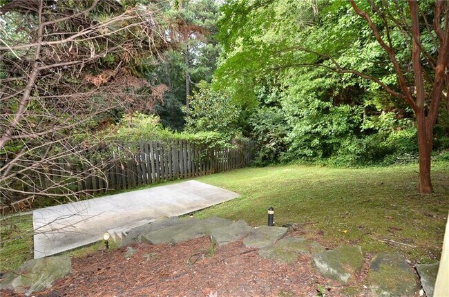 Building Photo - 5975 Peachtree Pkwy