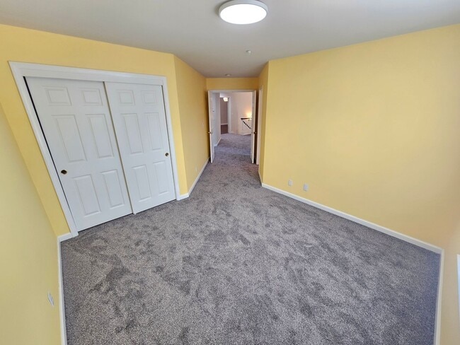 Building Photo - 795 Avante Pl