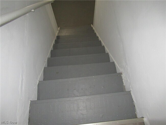 Building Photo - 378 Columbus St