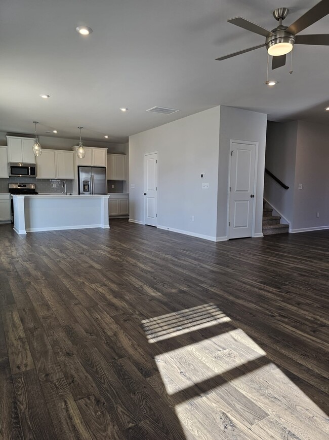 Building Photo - 1004 Maridian St