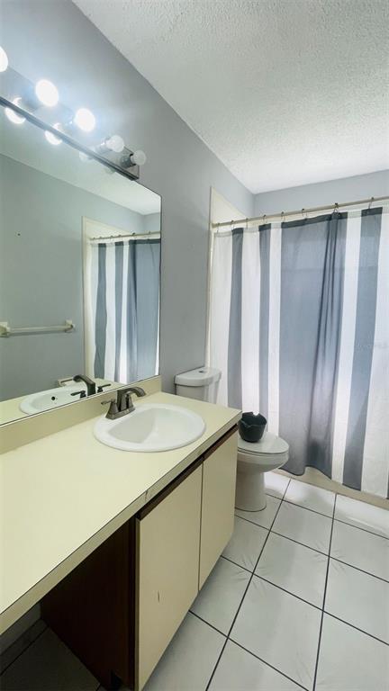 Building Photo - 1613 Little River Dr